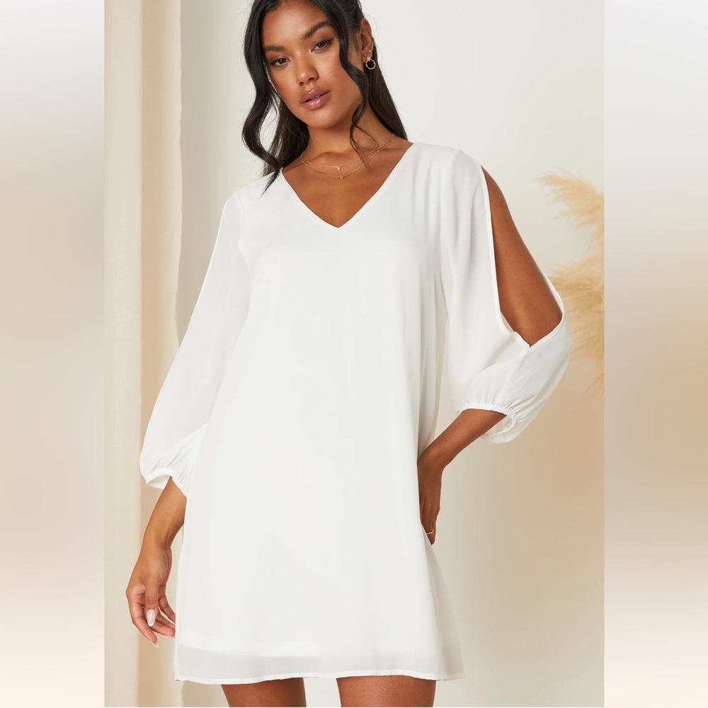 NWT Lulus shifting dears ivory long sleeve dress size medium.